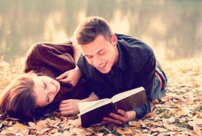 Couples-Read-Together-Stay-Together